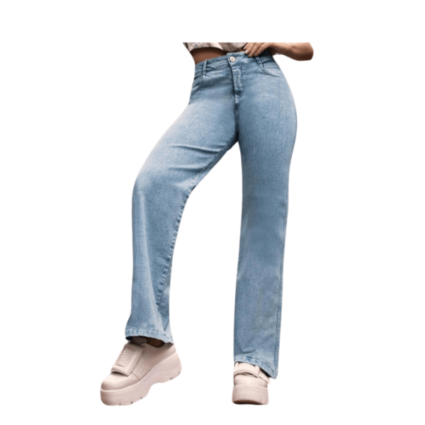 Los jeans colombianos tipo cargo son es perfectos para cualquier ocasión. Tienen un diseño sencillo pero es indispensable en cualquier guardaropa.