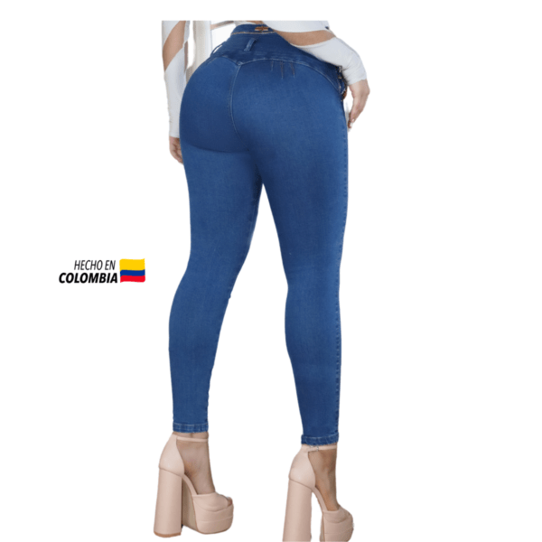 El jean colombiano con pretina en V te brinda una silueta estilizada y elegante. Realzar tu belleza natural con un innovador efecto push up