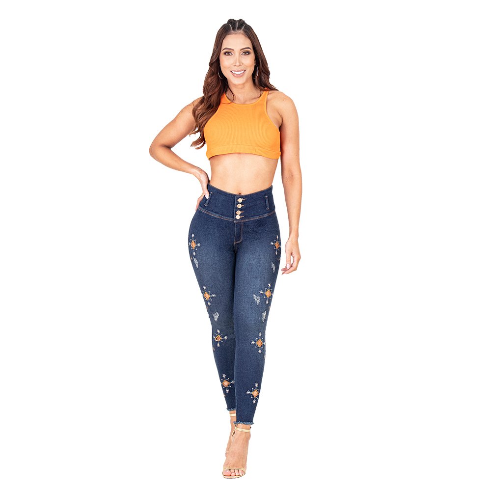 Los jeans colombianos bordados cuenta con un diseño especial que realza las curvas. Su único diseño incluye un bordado en la parte de frente.